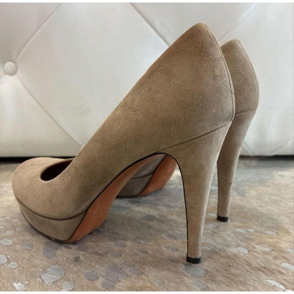Gucci Women's Sz 36.5 Betty Platform Heels Taupe Suede Classic Minimalist Luxury - Picture 5 of 14